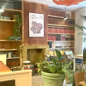 Bookstor La Haye